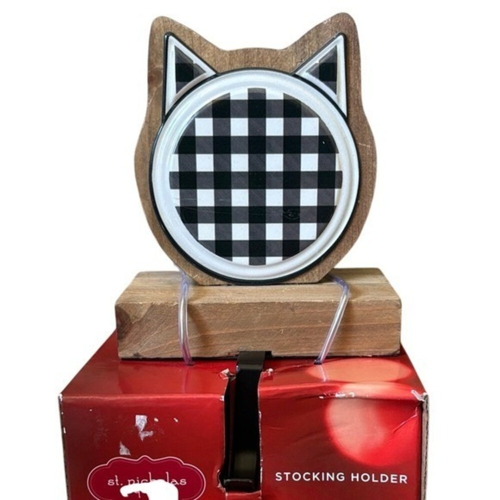 St. Nicholas Square Black and White Cat Plaid Stocking Holder Metal/Wood NEW
